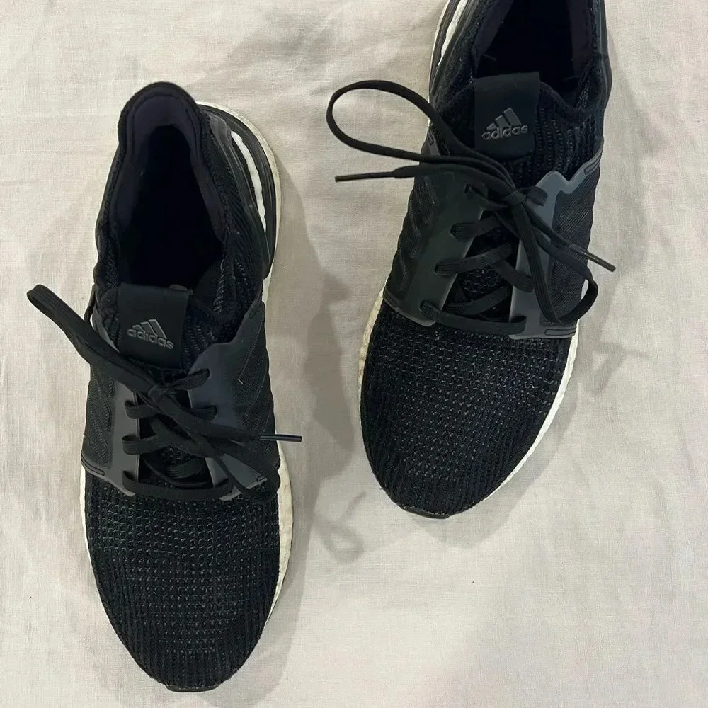 ADIDAS ULTRA Boost Sneakers